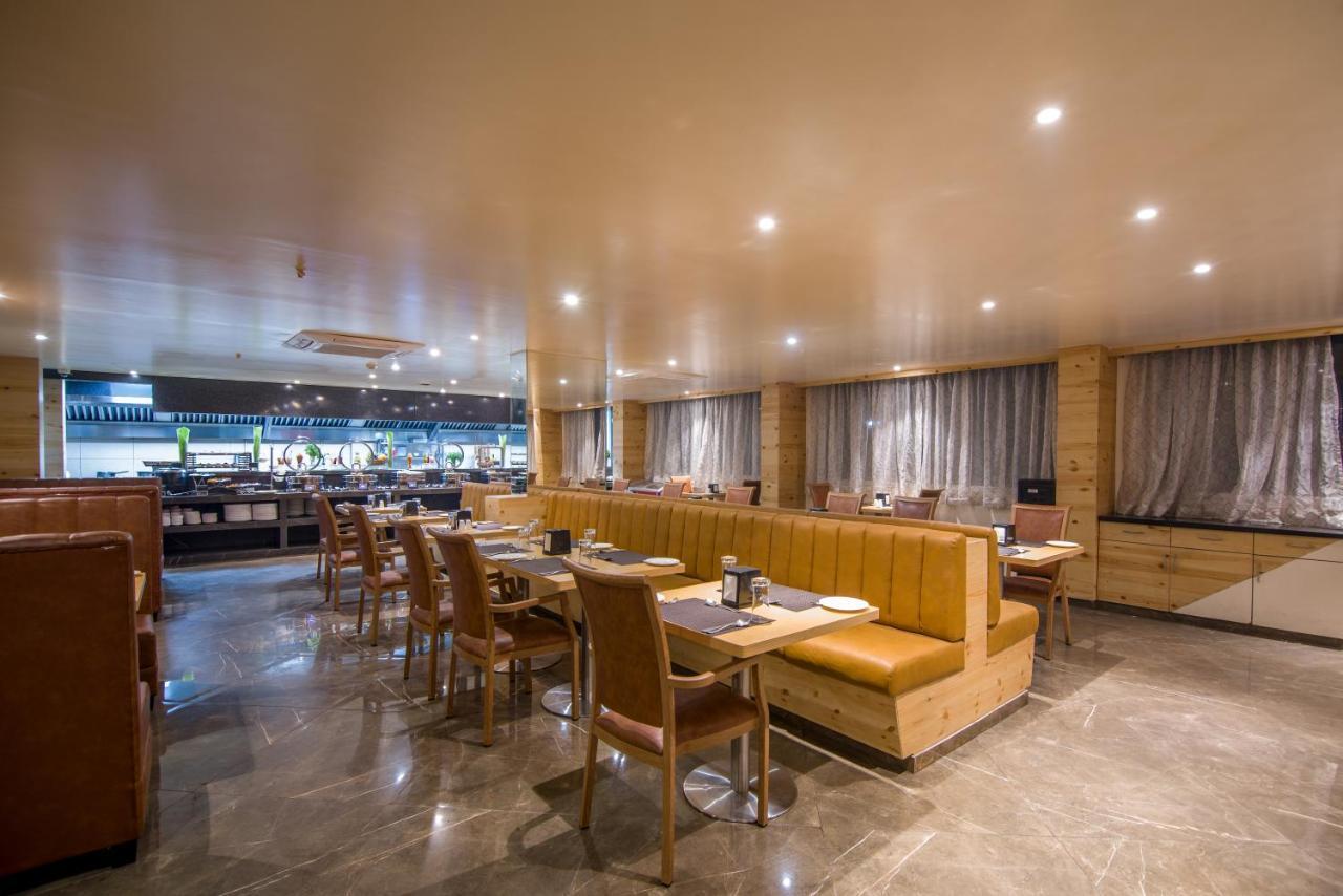 העיר בנגלור Zion - A Luxurious Hotel מראה חיצוני תמונה