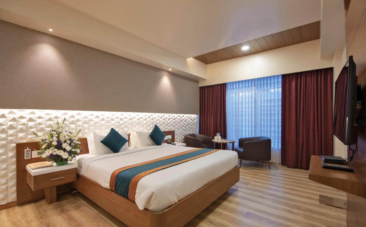 העיר בנגלור Zion - A Luxurious Hotel מראה חיצוני תמונה
